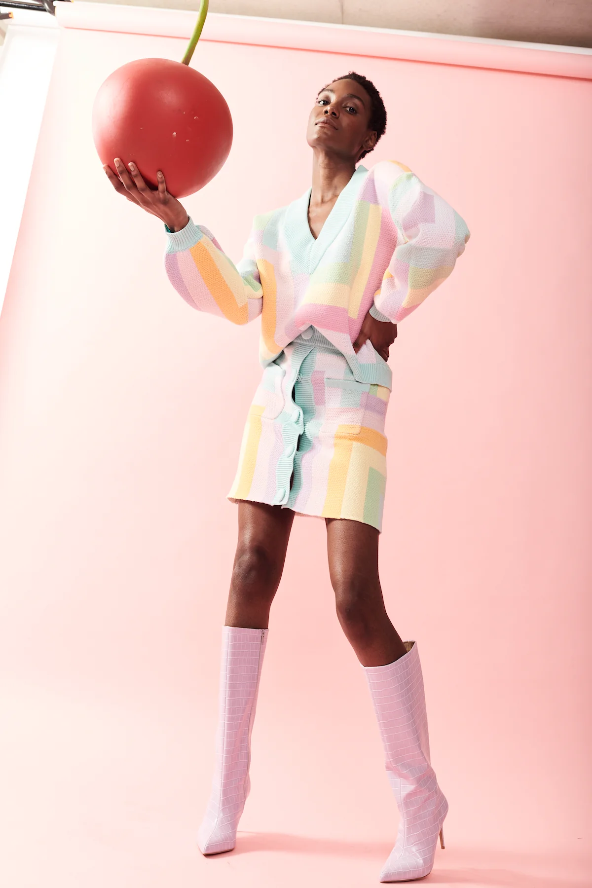 Delilah Pastel Geometric V-Neck Jumper - Image 3