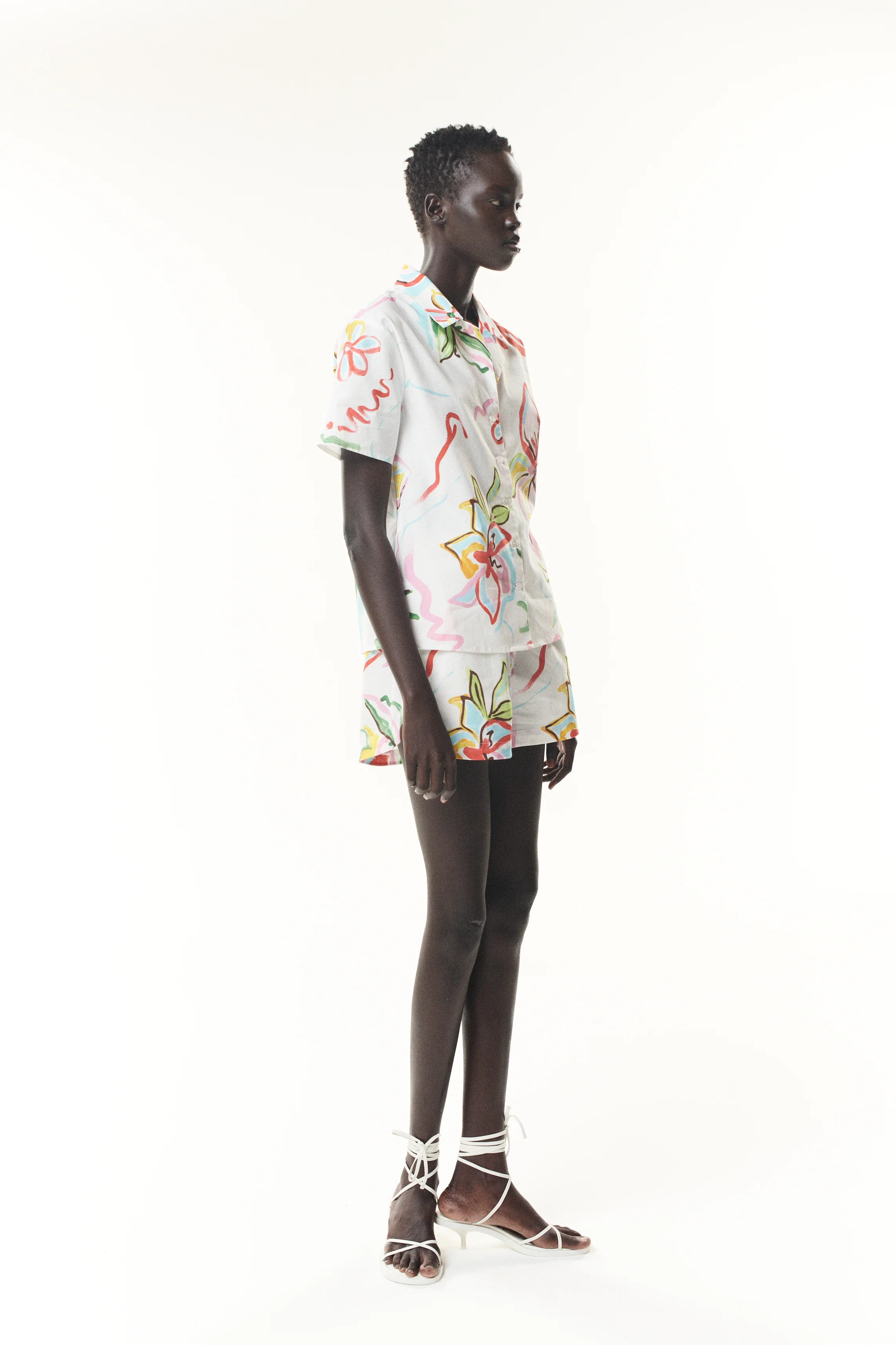 Remy Painterly Floral Short - Image 3