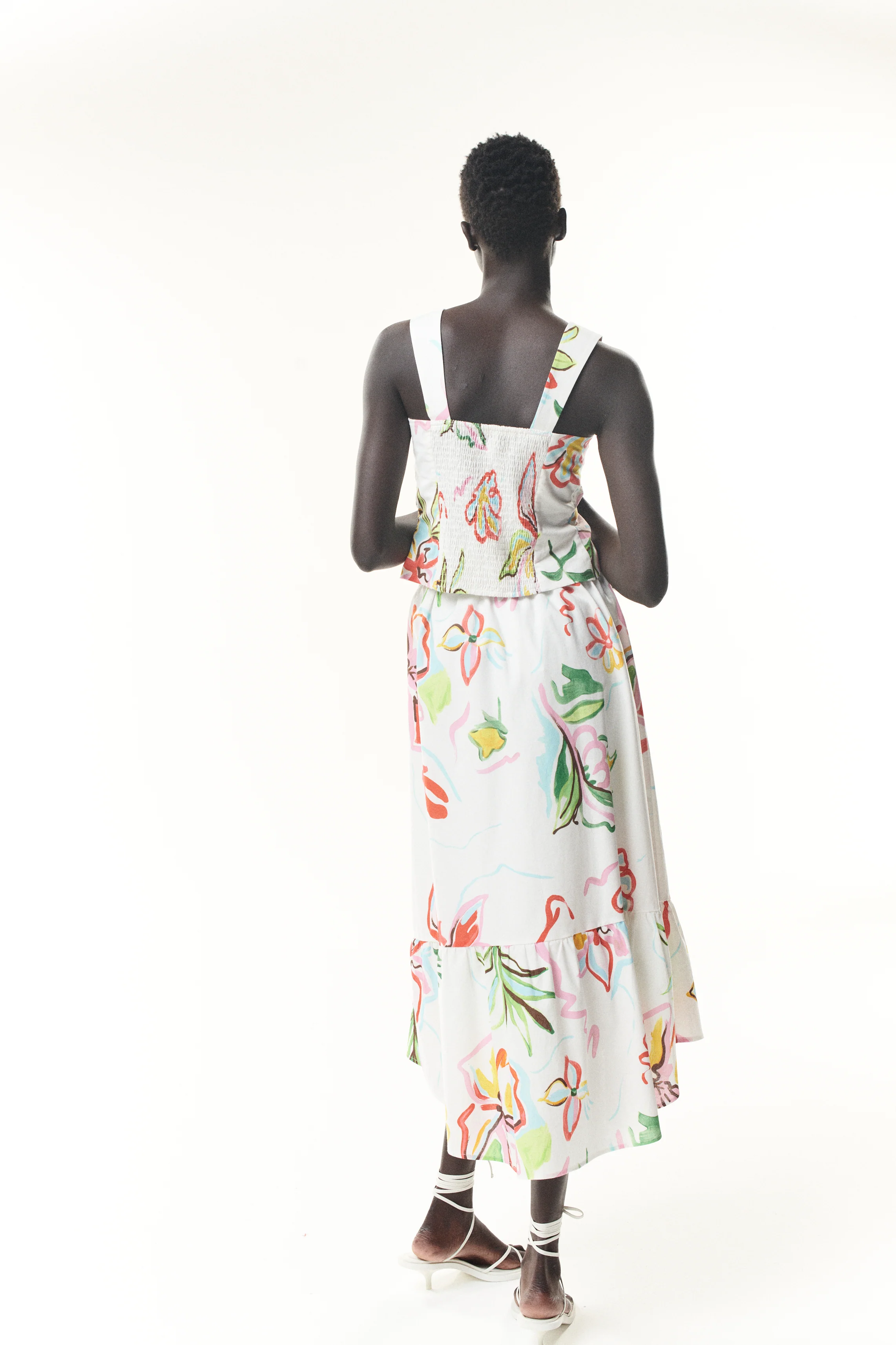 Roisin Painterly Floral Tie Front Crop Top - Image 5